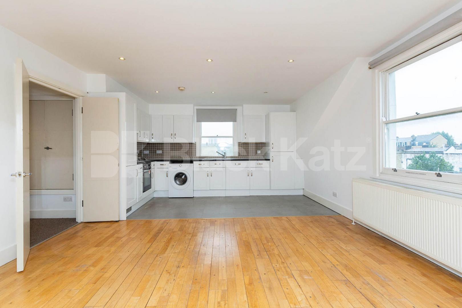 Top floor 3 bedroom in Hackney close to Hackney Downs Park Goulton Road, Hackney Central